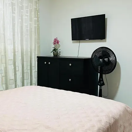 Hospedaje Juandi Medellin Exterior photo